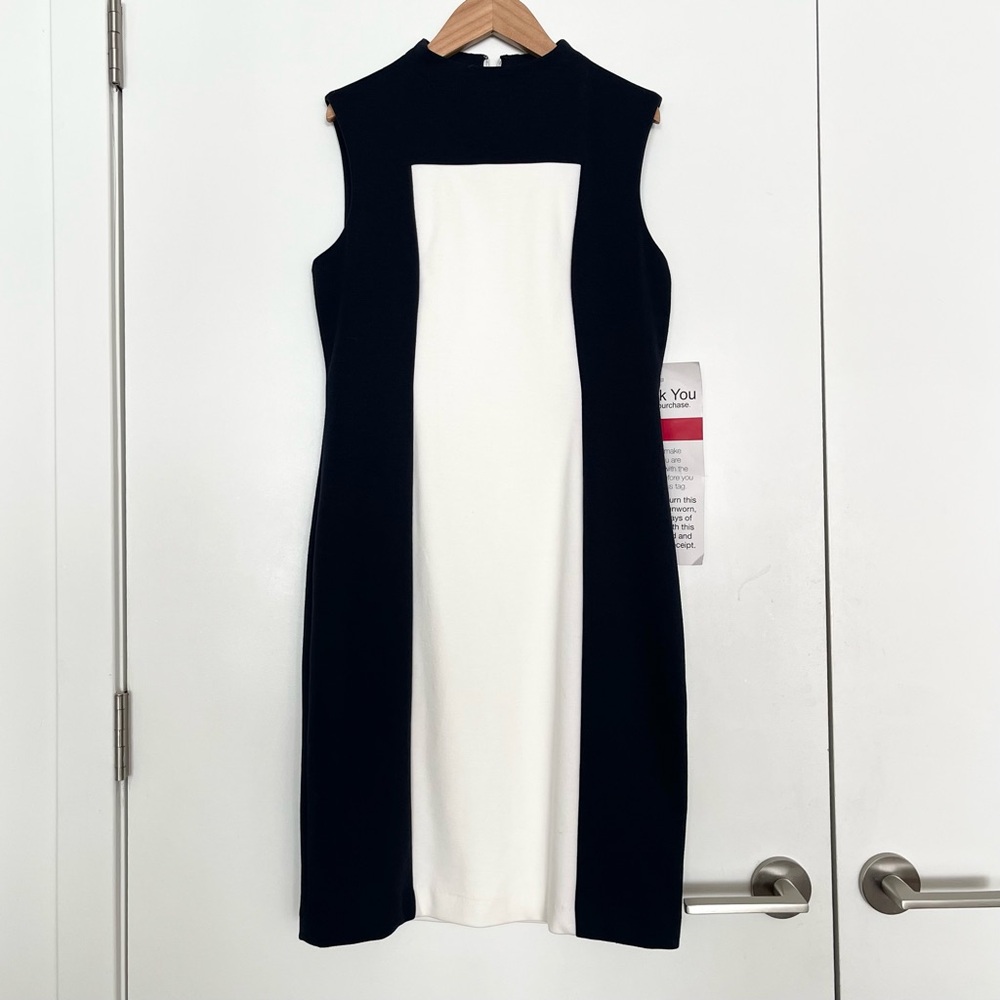 NWT Calvin Klein Sheath Dress Size 4 Black White Mock Neck Mod Minimalist Career
